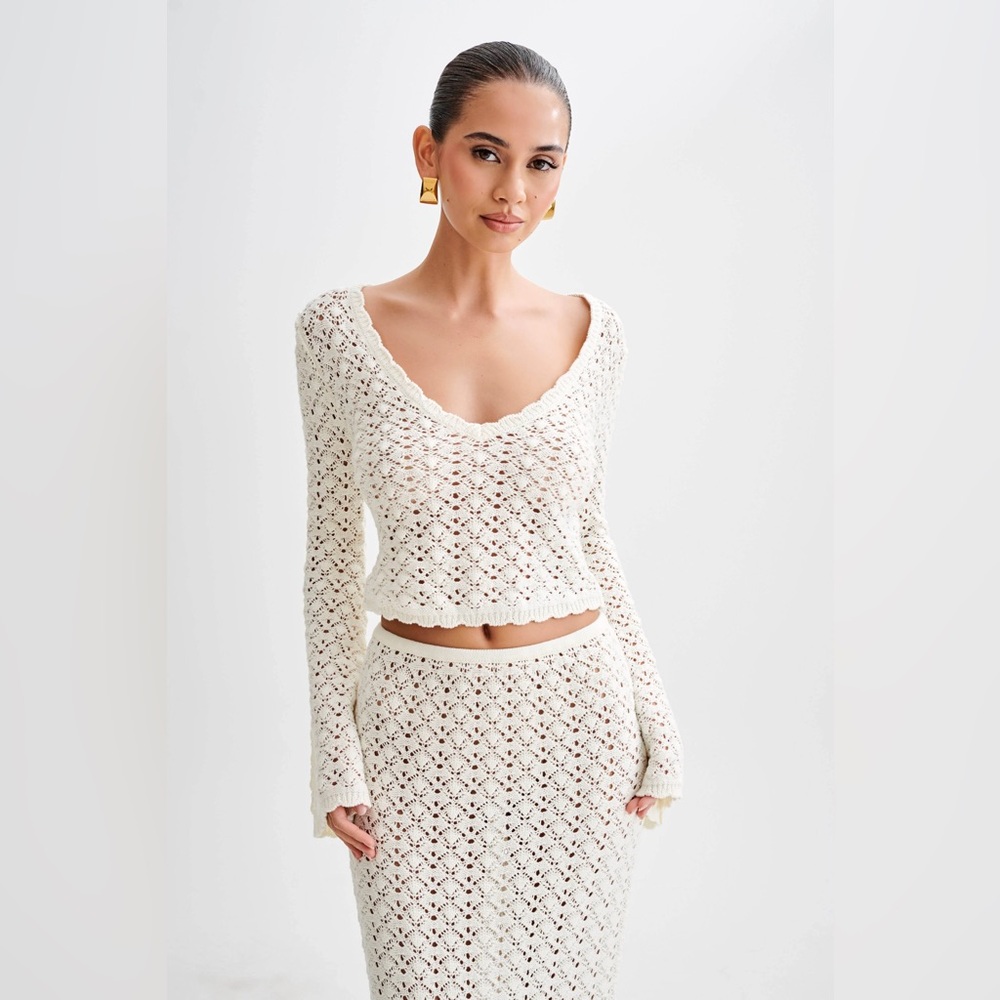 Meshki Anais Scalloped Long Sleeve Knit Top in Ivory